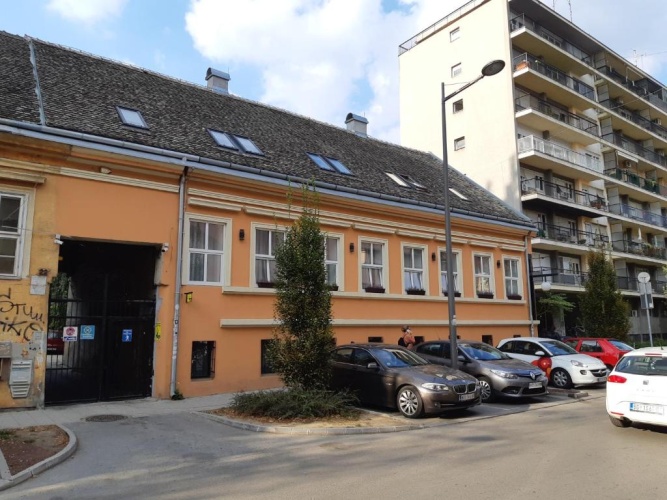 Hotel Arhiv