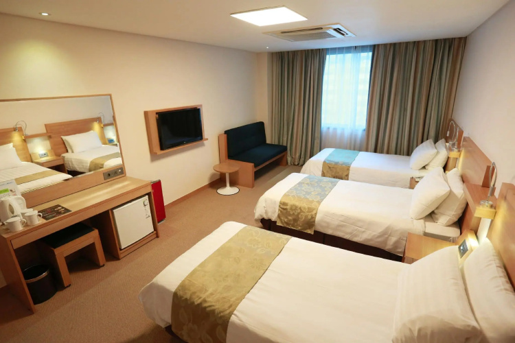 New Kukje Hotel