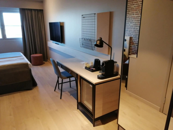 Skyline Airport Hotel