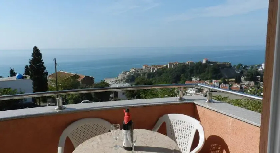 Apartments Baja