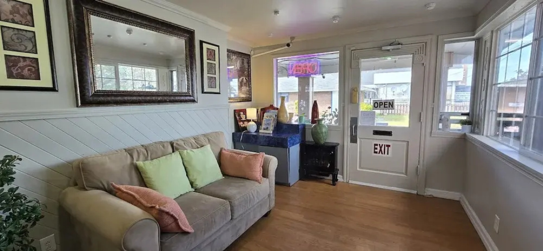 Beston Inn Seattle