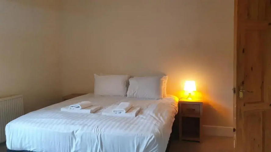 4 Bedroom Townhouse + Parking