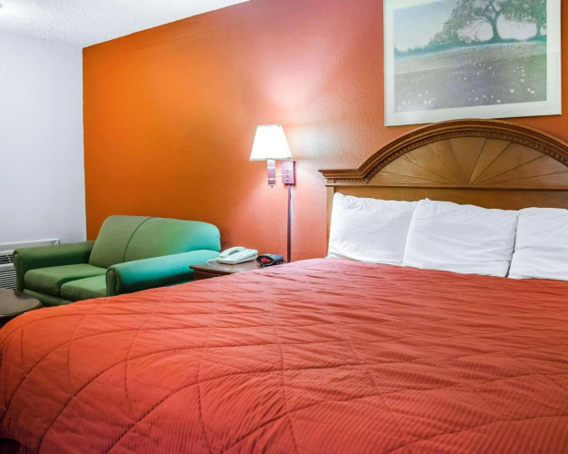 Rodeway Inn