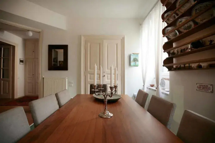 Unique neoclassical house under Acropolis