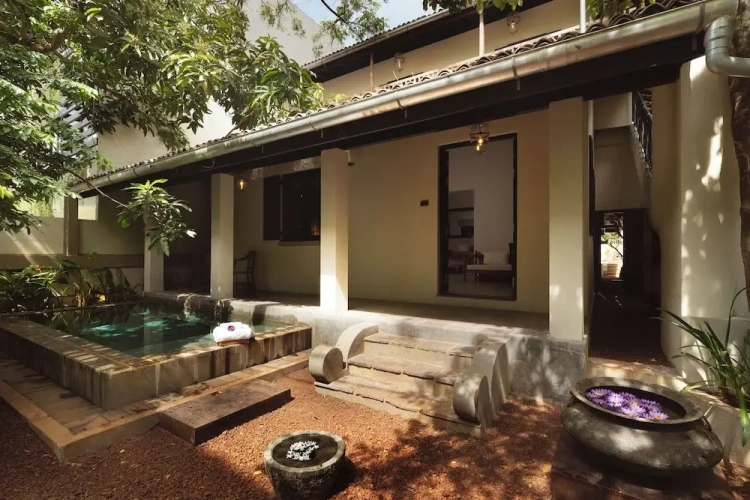 Bungalow