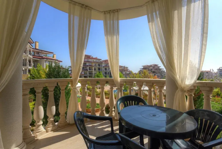 Apartments in Complex Poseidon