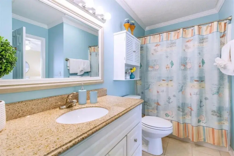 10 D, One Bedroom Condo