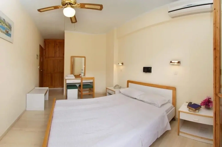Standard Double room with balcony and with garden view
