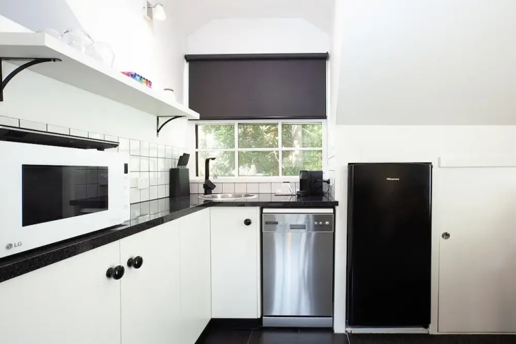 Woolwich Studio Bliss, Private Oasis by the Water