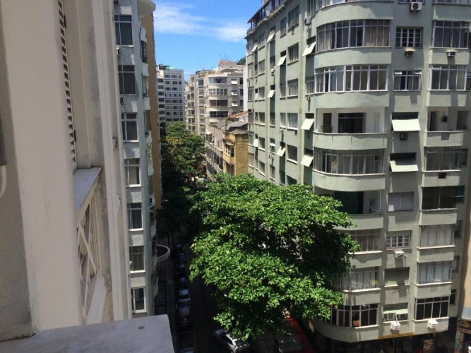 1 Bedroom Apartment with street view