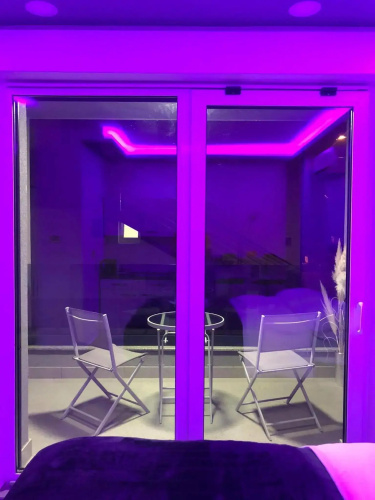 Jacuzzi Apartment Code 96