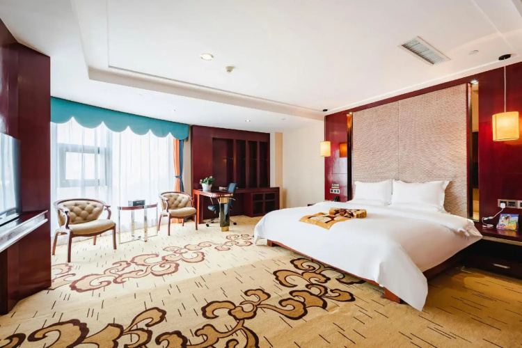 Haolong Hotel