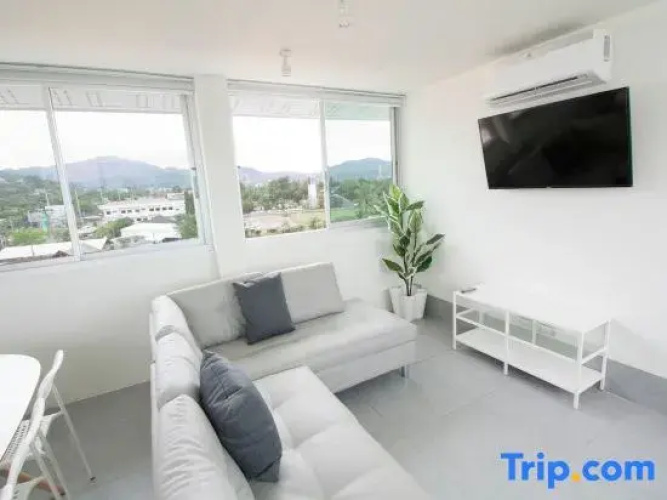 Spacious 2 Bedrooms 360deg Mountain-View Apartment