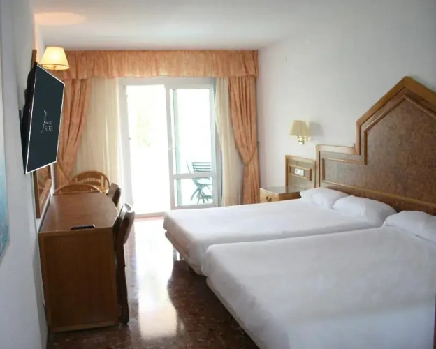 Standard Double room with balcony