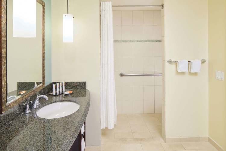 Hilton Grand Vacations Club Grand Waikikian Honolulu photo 9
