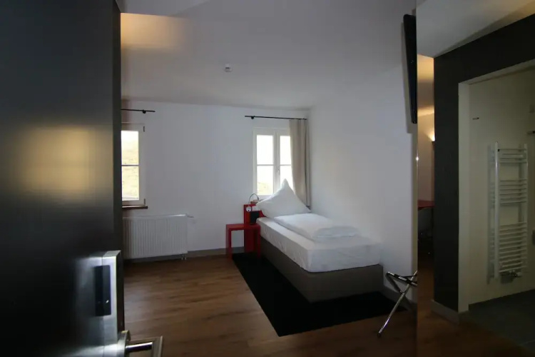 KU Hotel