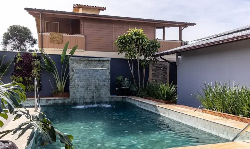 House With Pool Near the Beach Jde792