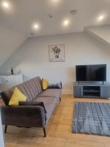 10c Stirling Road
