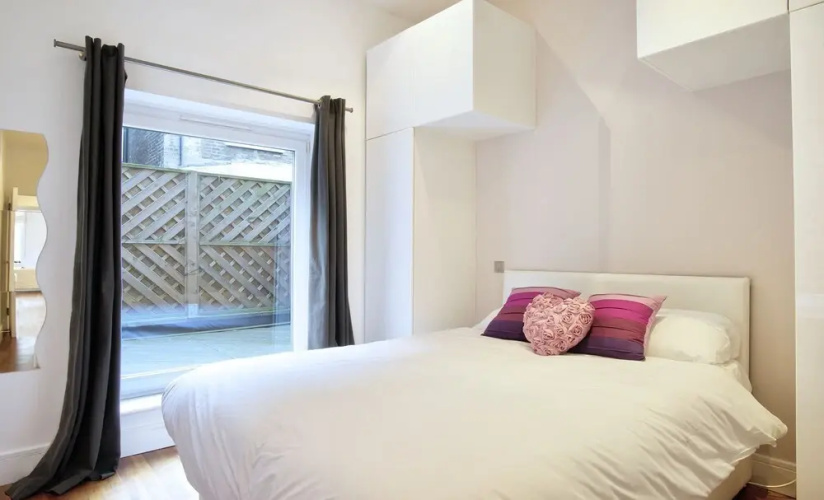 Bayswater 2 Bed Apartment with Terrace