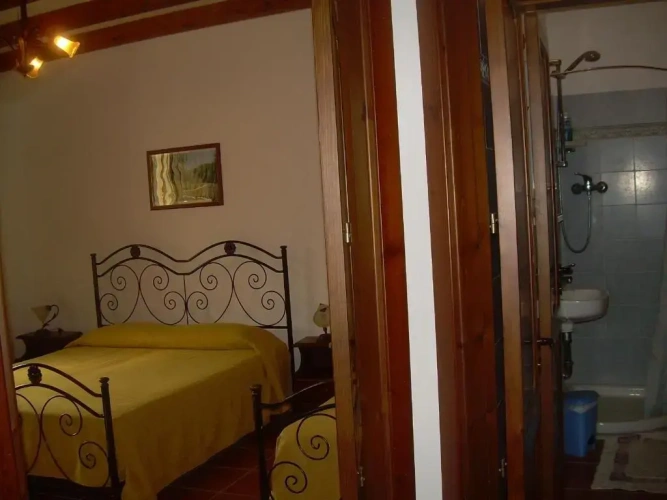 Standard Triple room with view