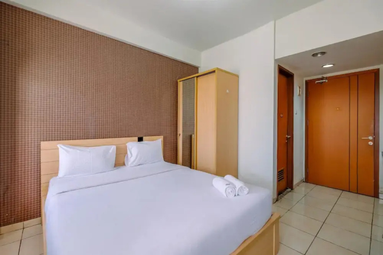 Tranquil Studio Apartment At Margonda Residence 5