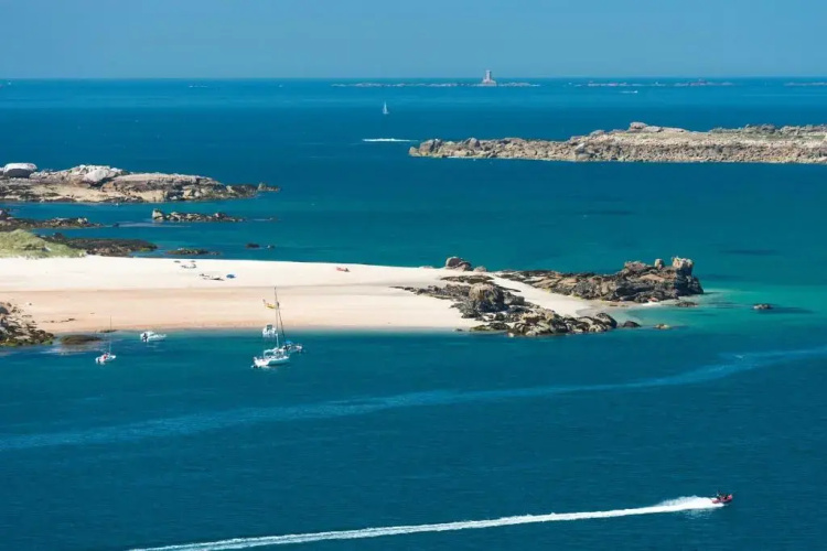 Résidence LES PIEDS DANS L EAU