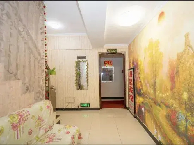 Warm Hotel (Wuhan La Defense)