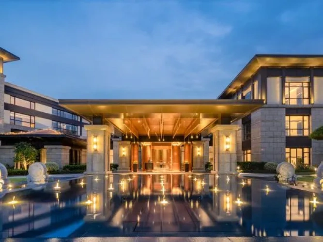 North Arcus Hotel