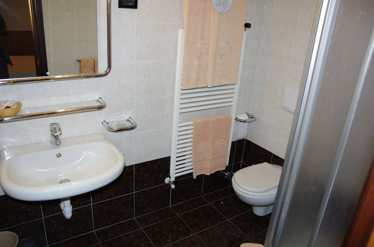 Hotel IntermontiOver view