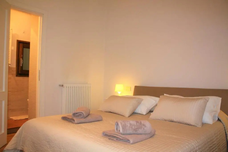 Navona Secret Suite