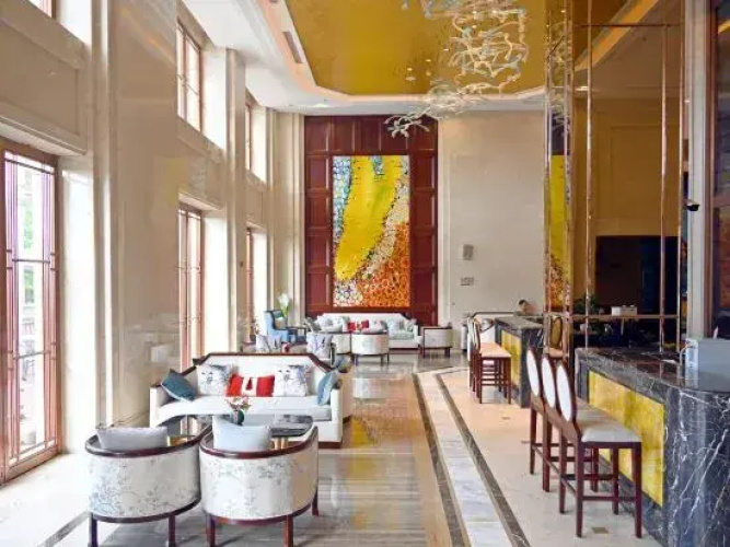 Baofeng International Hotel