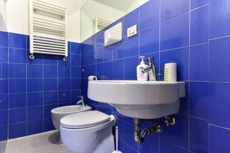 Libetta 8pax Apartment