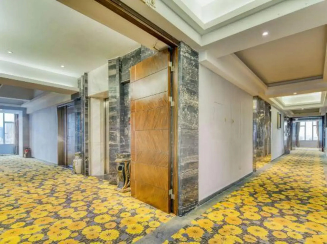 Xinyi Hotel