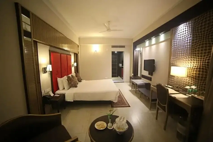 Superior Triple room