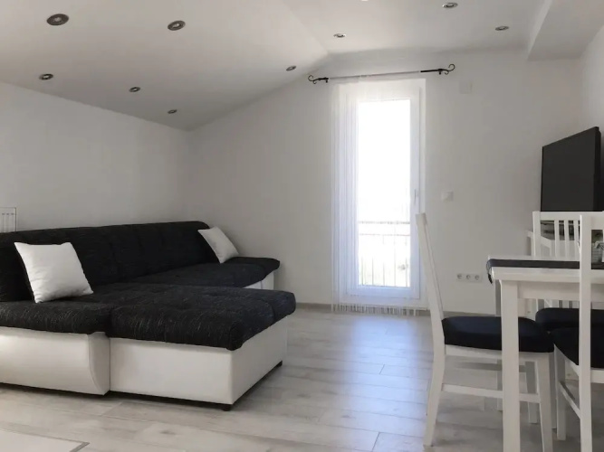 Logos Guesthouse