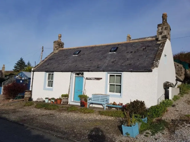 2 Bedrooms Cottage