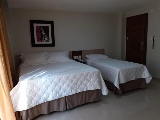 Standard Triple room
