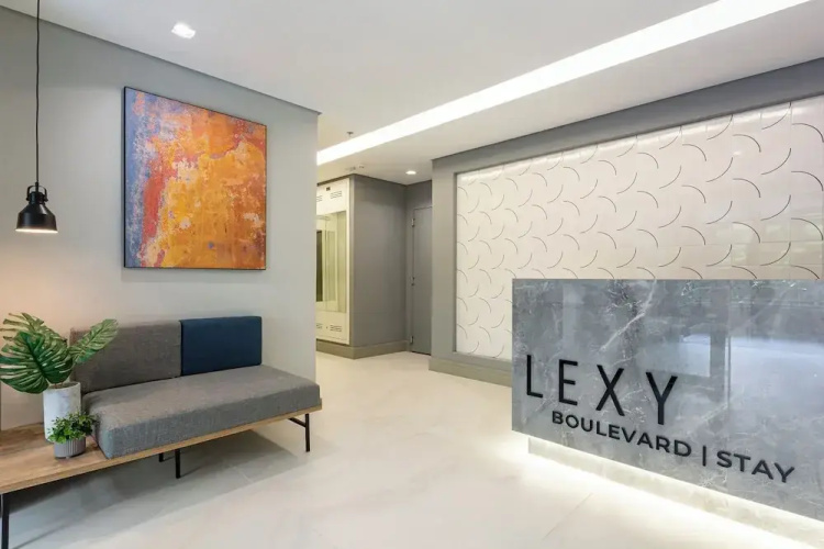 Lexy Hotel