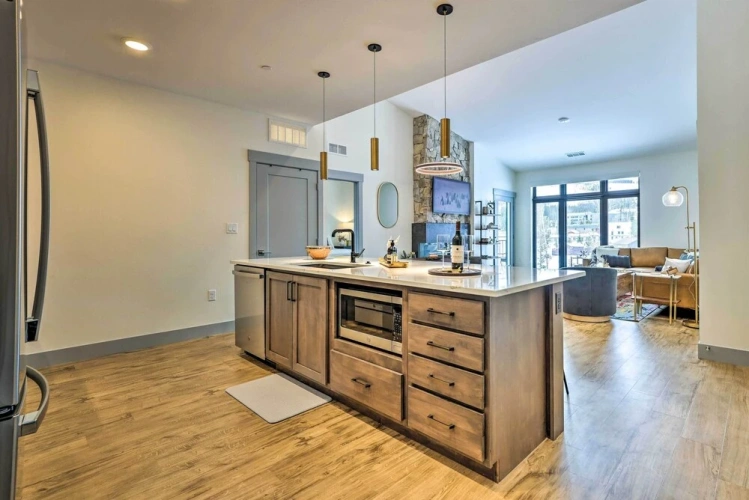 3 Bedrooms Apartment with balcony