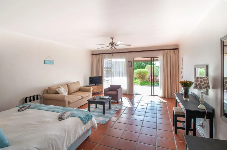 Wind-Rose Guest HouseOver view