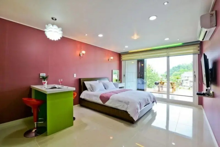 Gapyeong Forest Pension (Pool Villa)