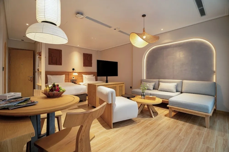 Twin Studio