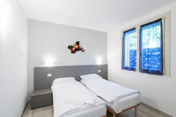 La Collinetta Apartments