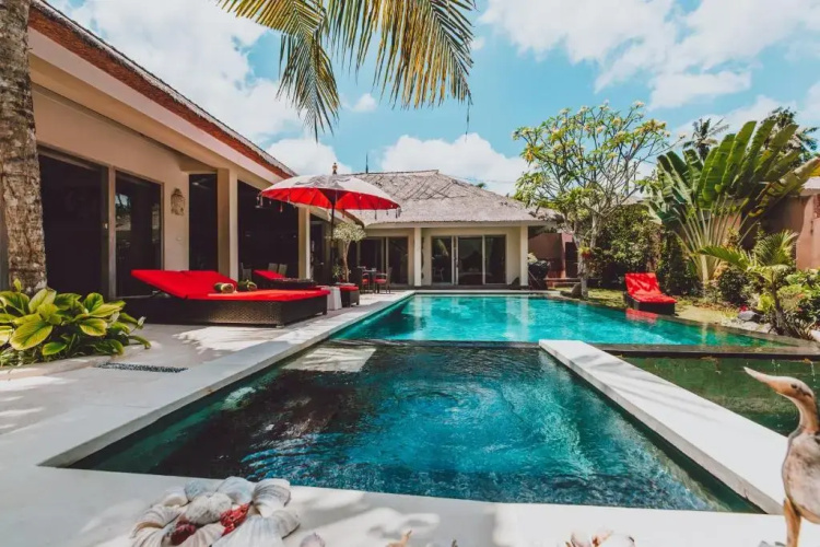 Maylie Bali Villa