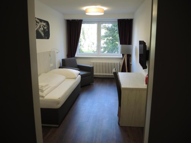 Deluxe Single room