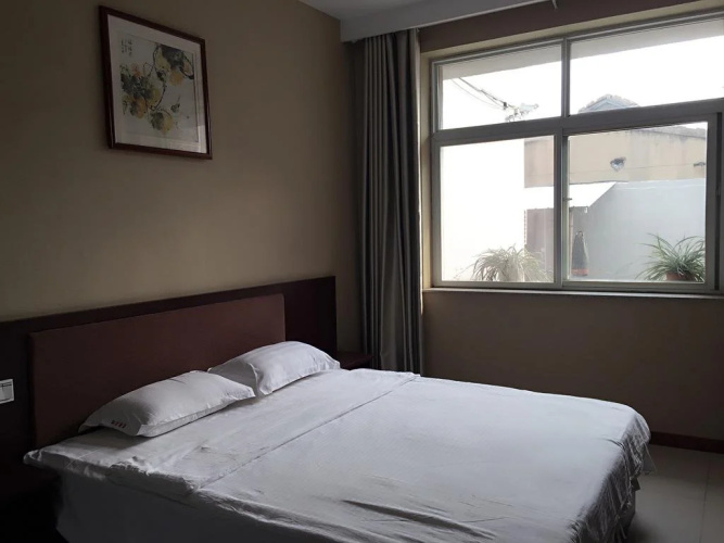 Mingju Business Hotel