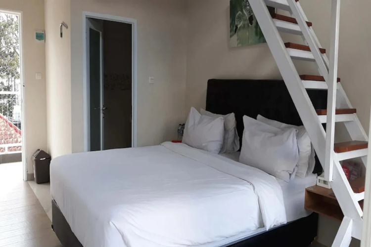 Amaryllis Hotels