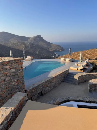 Pentanemi Folegandros