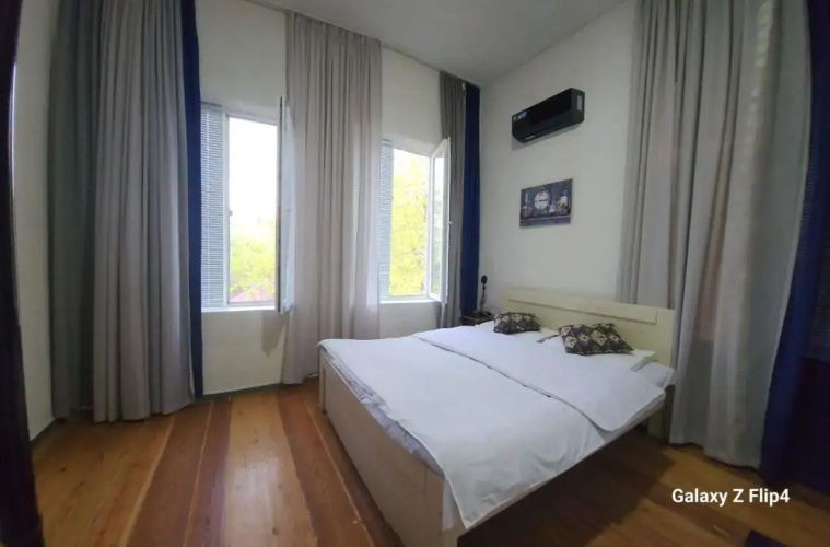 Iveri House