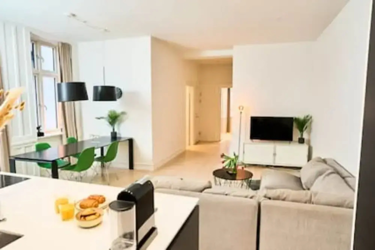 Luxe Apartment Escape